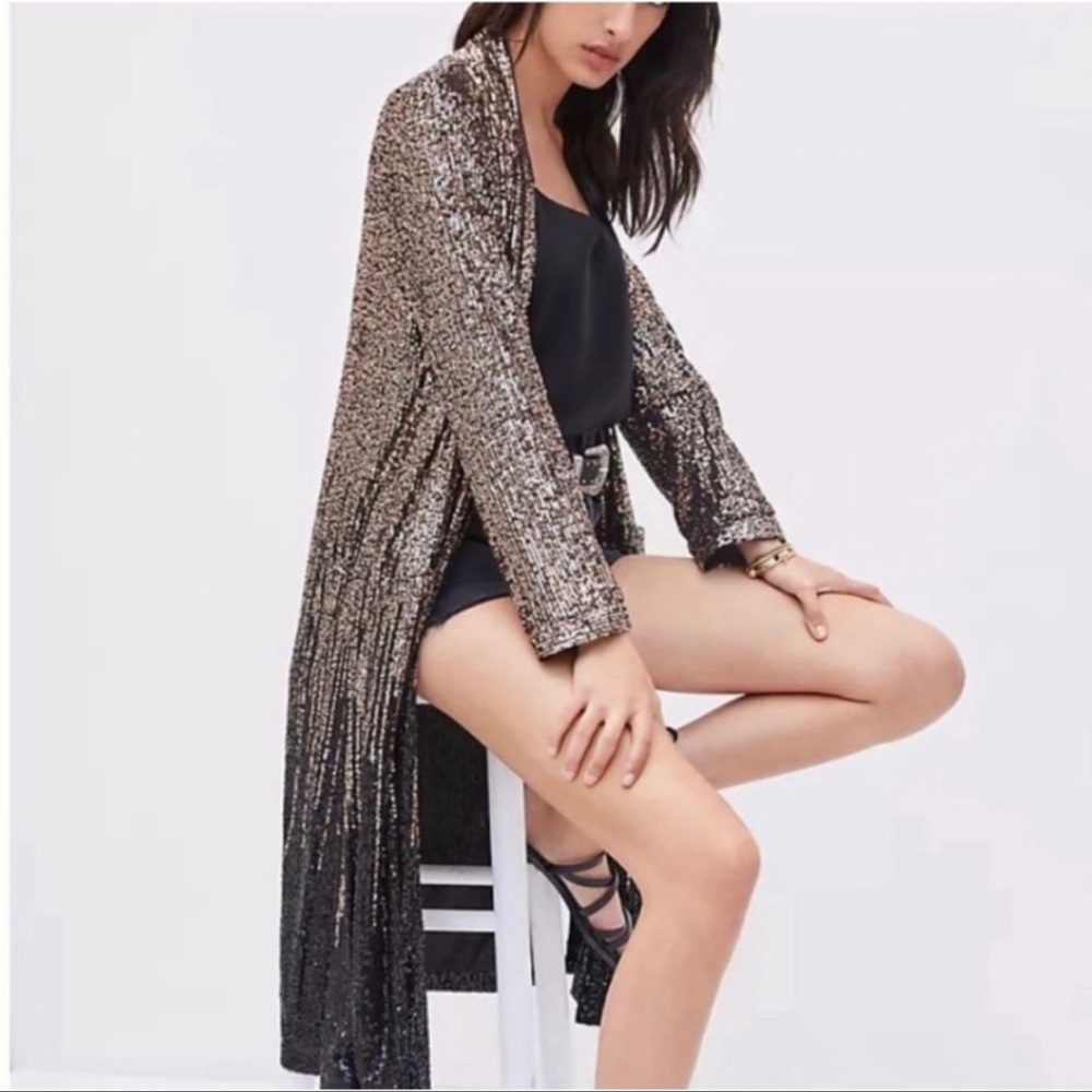 Amazing sequin duster! - Picture 2 of 4